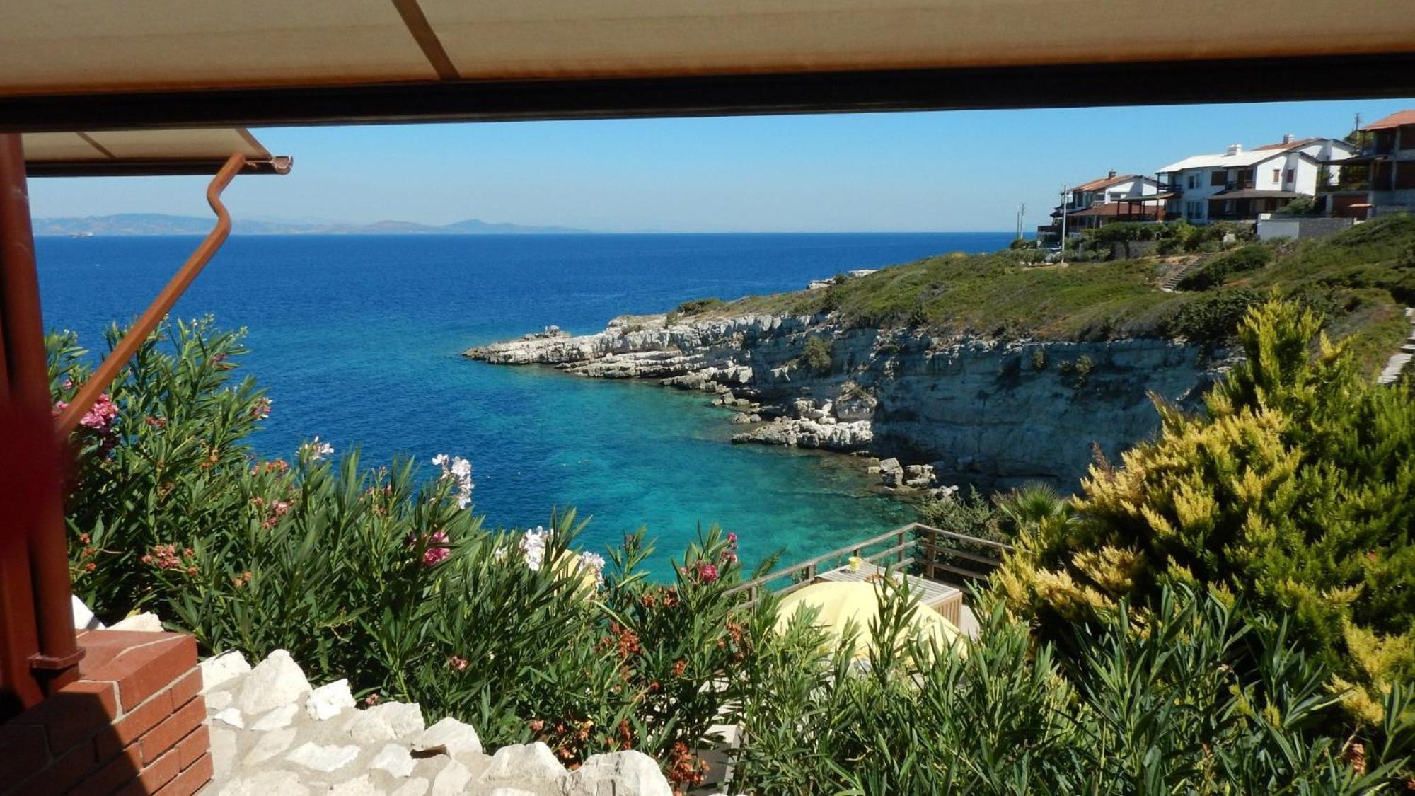 Nergis Hotel Karaburun  Exterior photo